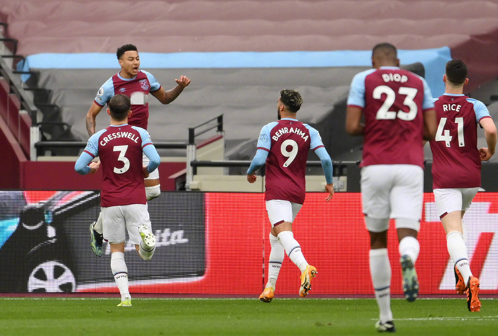 更使得周圍 更使得周圍